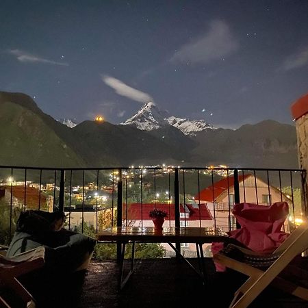 Hotel Four Season In Kazbegi Pokoj fotografie
