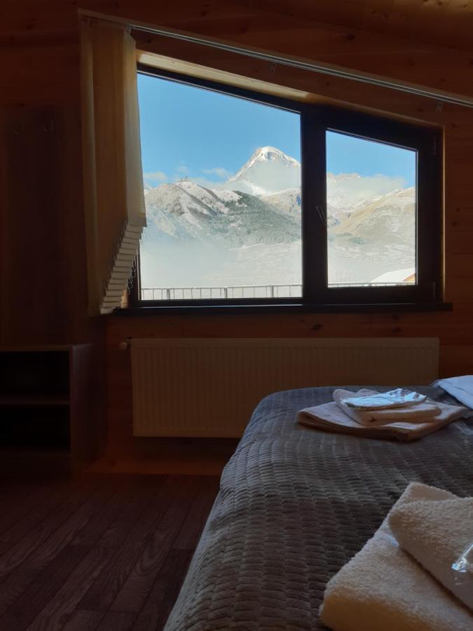 Hotel Four Season In Kazbegi Exteriér fotografie